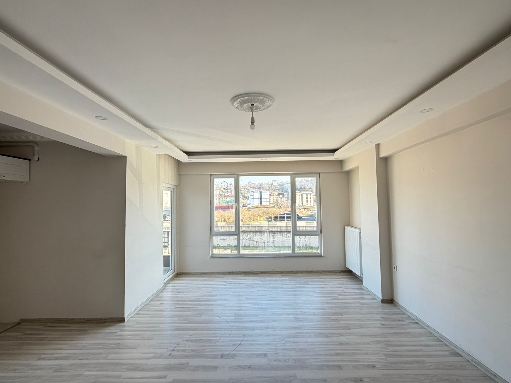 MABEL'DEN ŞİMŞEKLER PETROL KARŞISI ANA YOL GÜZERGAHI LÜX 3+1