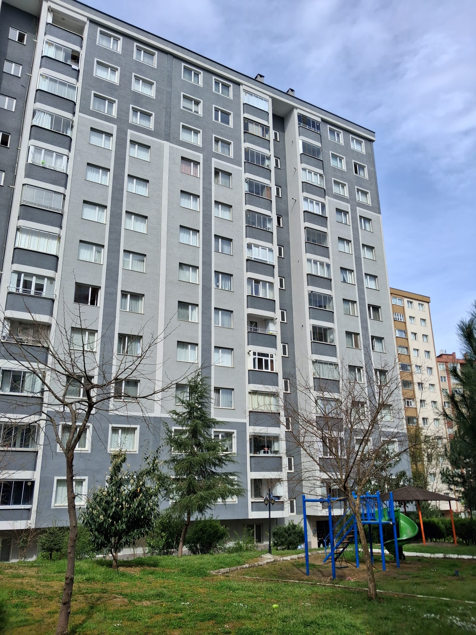 MABEL'DEN PELİTLİ YEŞİLKÖY MAH.GENİŞ FERAH DENİZ MANZARALI DAİRE