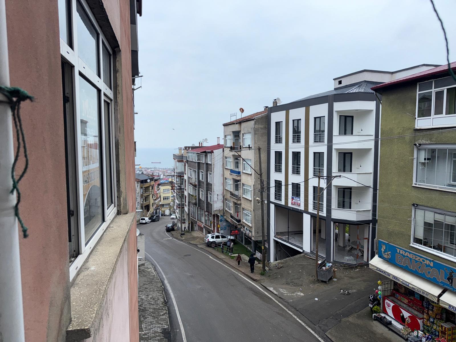 MABEL TOPALOĞLU'NDAN BAHÇECİK MAHALLESİNDE KİRALIK 2+1 DAİRE
