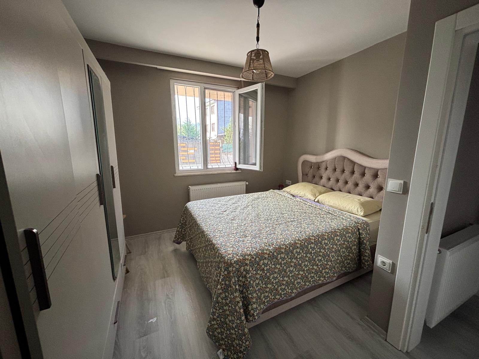 PERŞEMBE EFİRLİ CEZA EVİ KARŞISI ALMANAK KONAKLARI