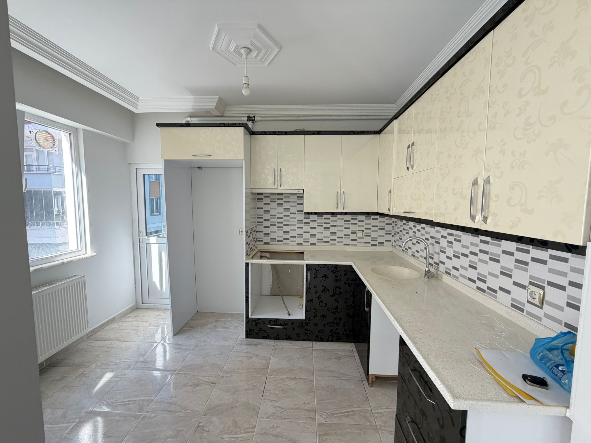 MABELDEN ATATÜRK MAHALLESİNDE GENİŞ KİRALIK 3+1