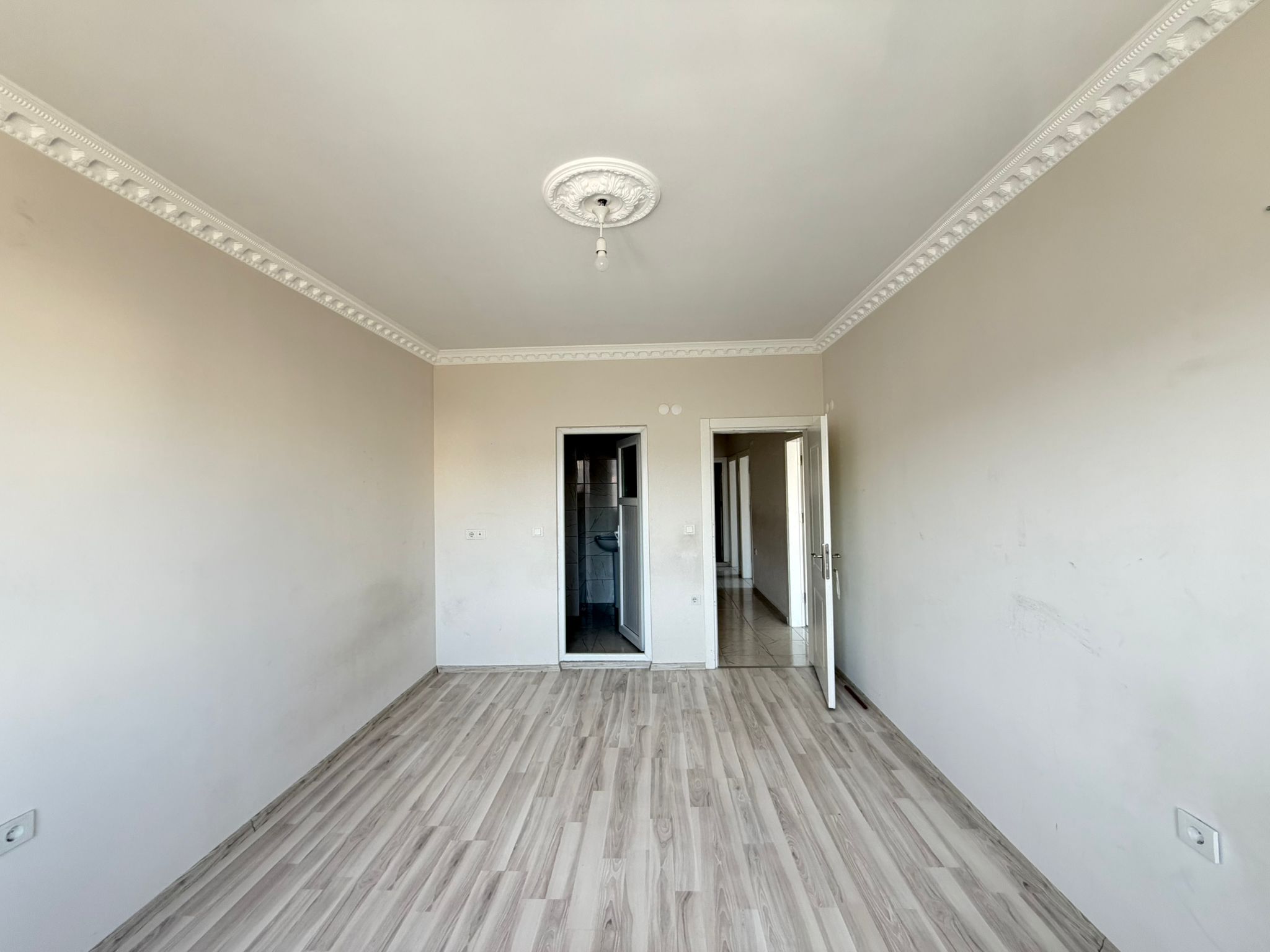 SARAÇLI MAHALLESİ İMAMHATİP YANI GENİŞ 3+1