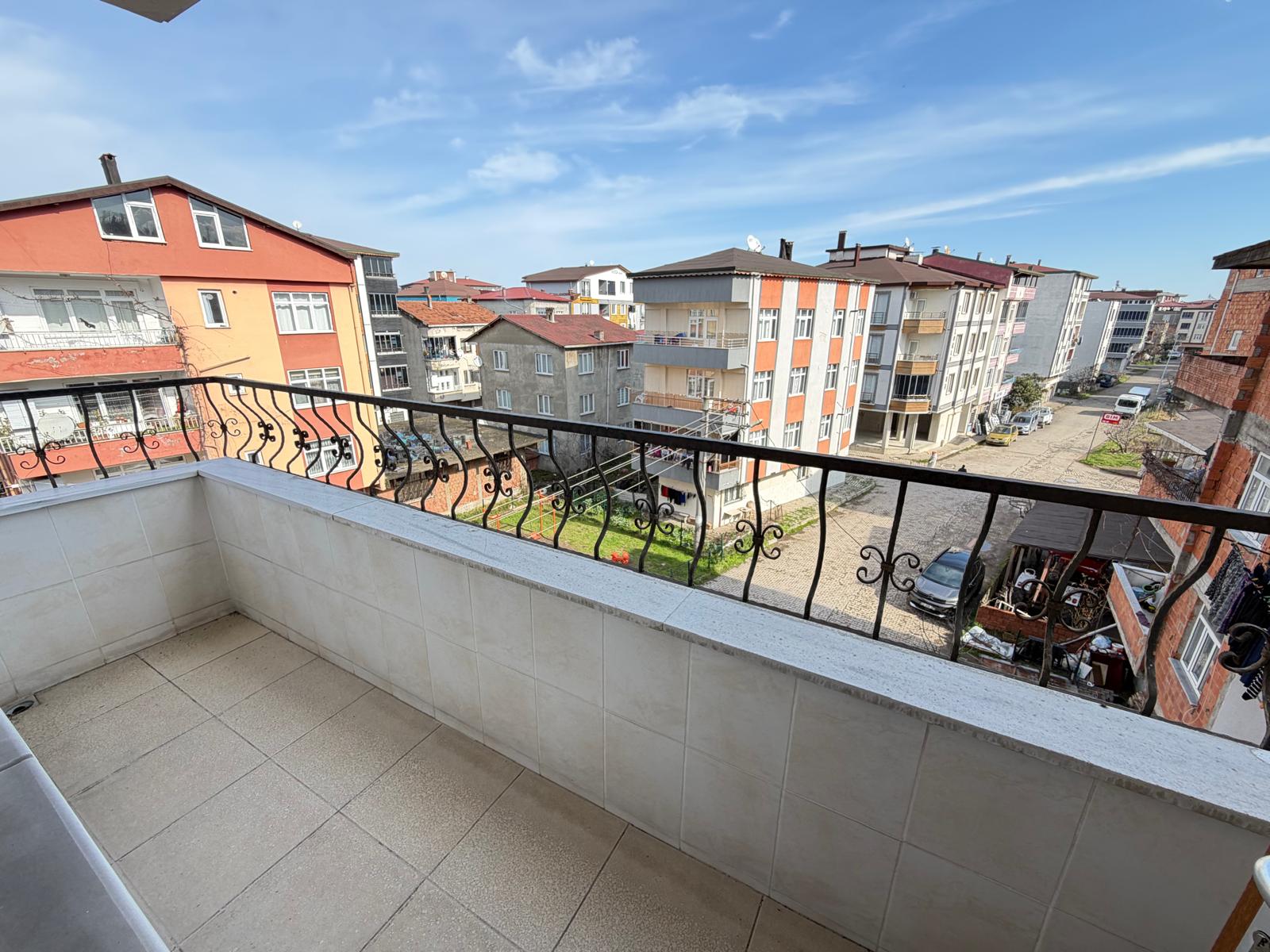 TEK DAİRE FİYATINA EMSALSİZ ÖZEL BAKIMLI TERASLI ÇİFT DAİRE  FIRSATI