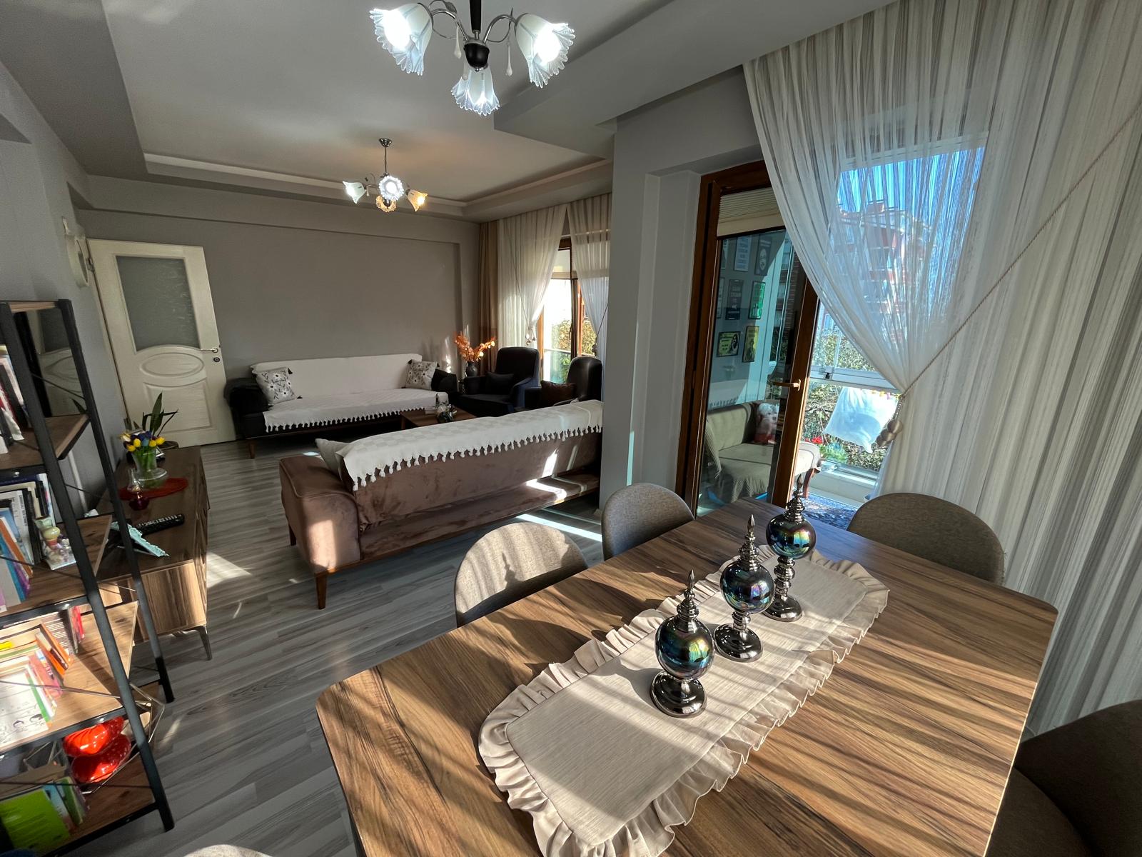 MABEL GAYRİMENKUL-ŞAHİNCİLİ M.-ÇAĞLAYAN SİTESİNDE HAVUZLU 3+1