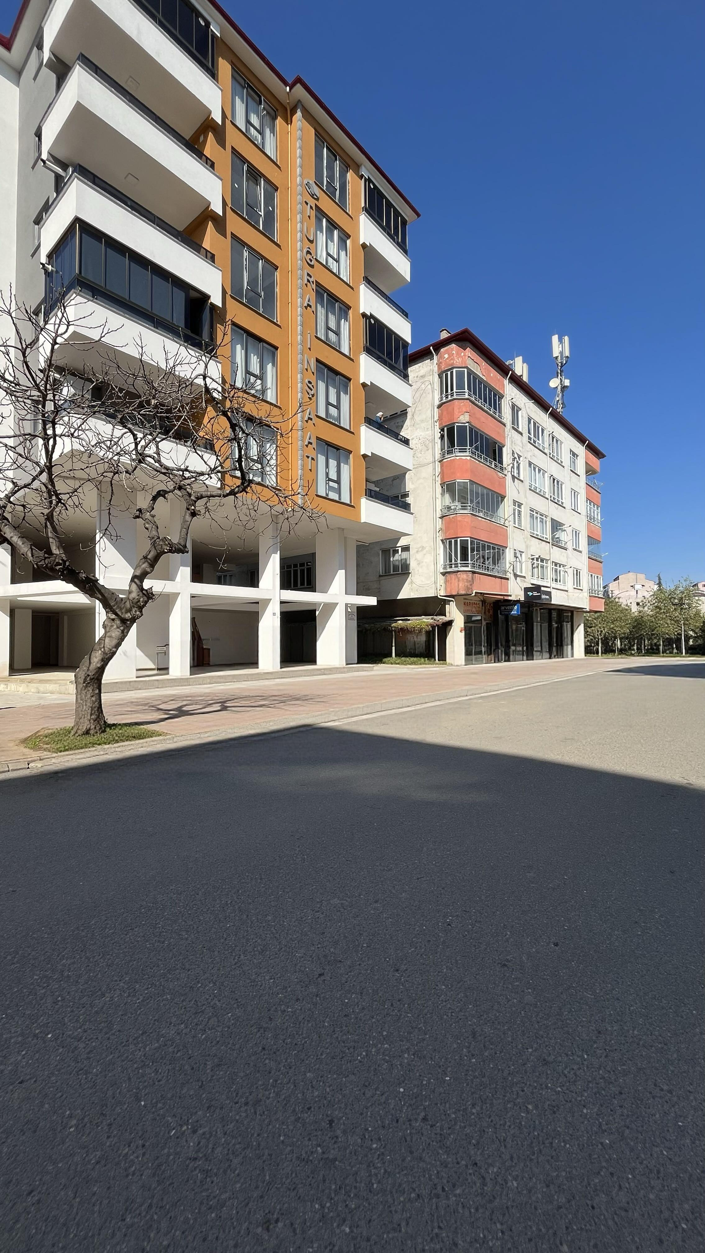 MABEL'DEN ANA CADDE ÜZERİNDE FIRSAT 2 KATLI KİRALIK DÜKKAN