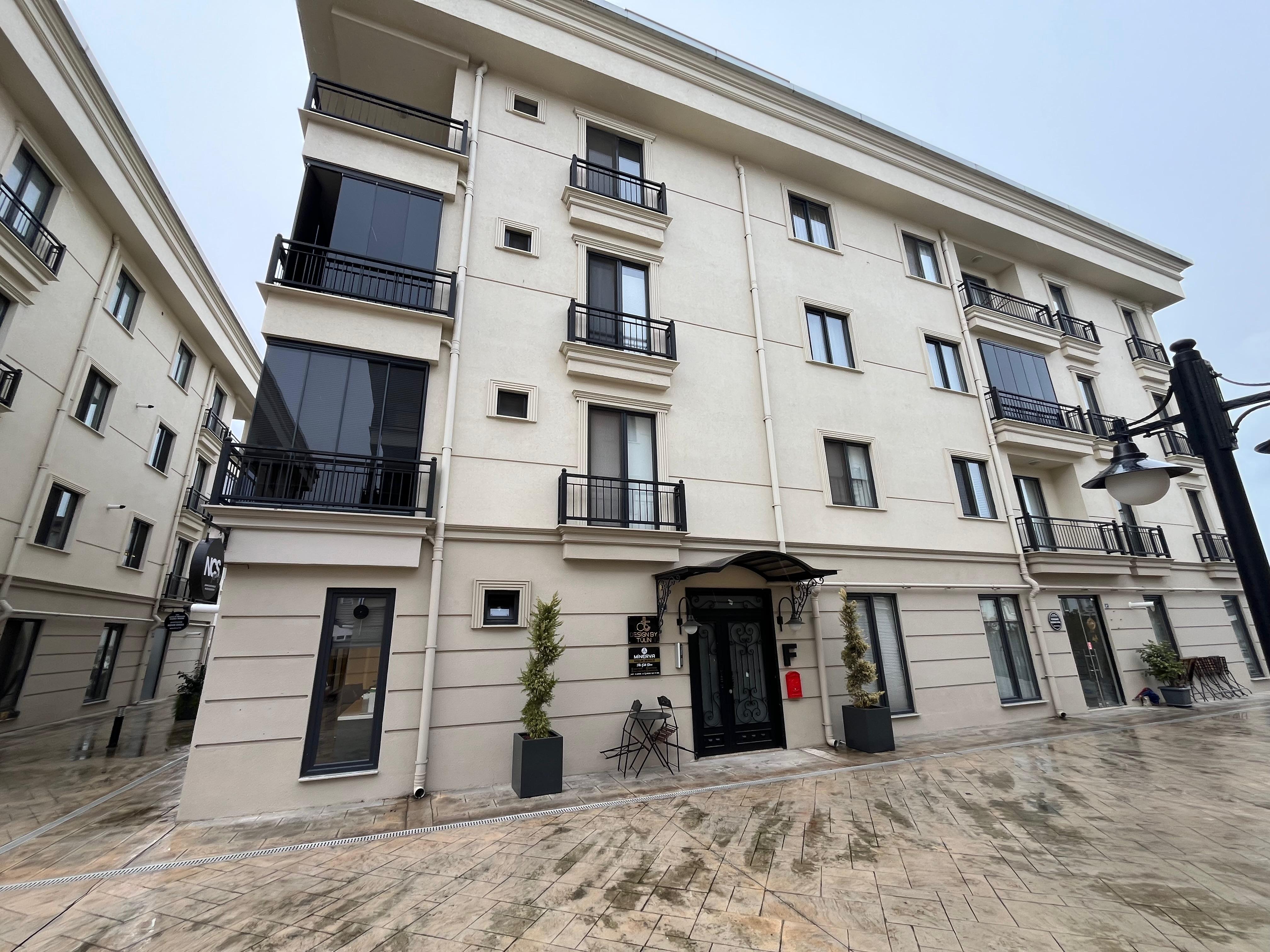 AKYAZI MAHALL DEVREN KİRALIK LÜKS İŞYERİ