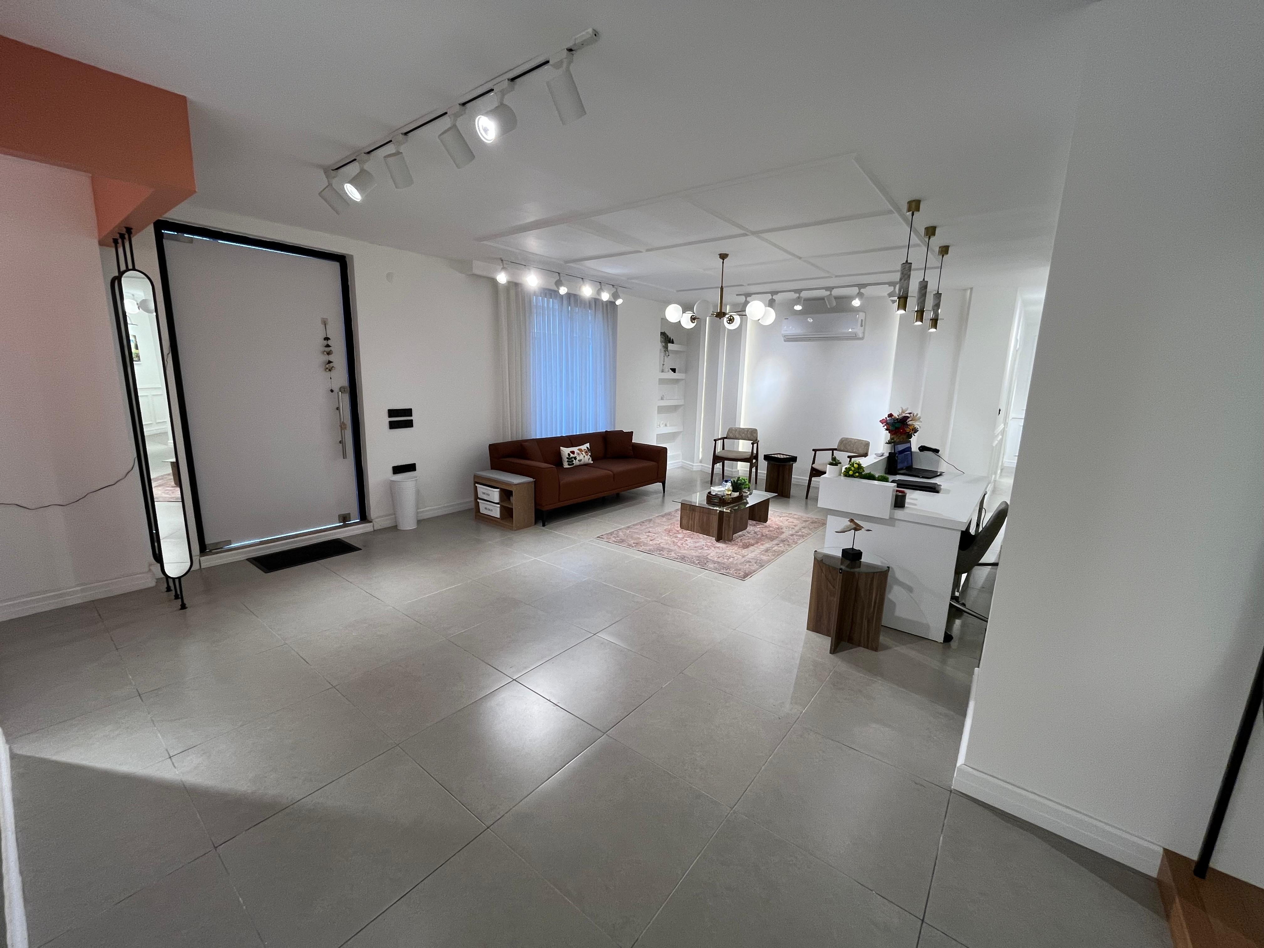 AKYAZI MAHALL DEVREN KİRALIK LÜKS İŞYERİ