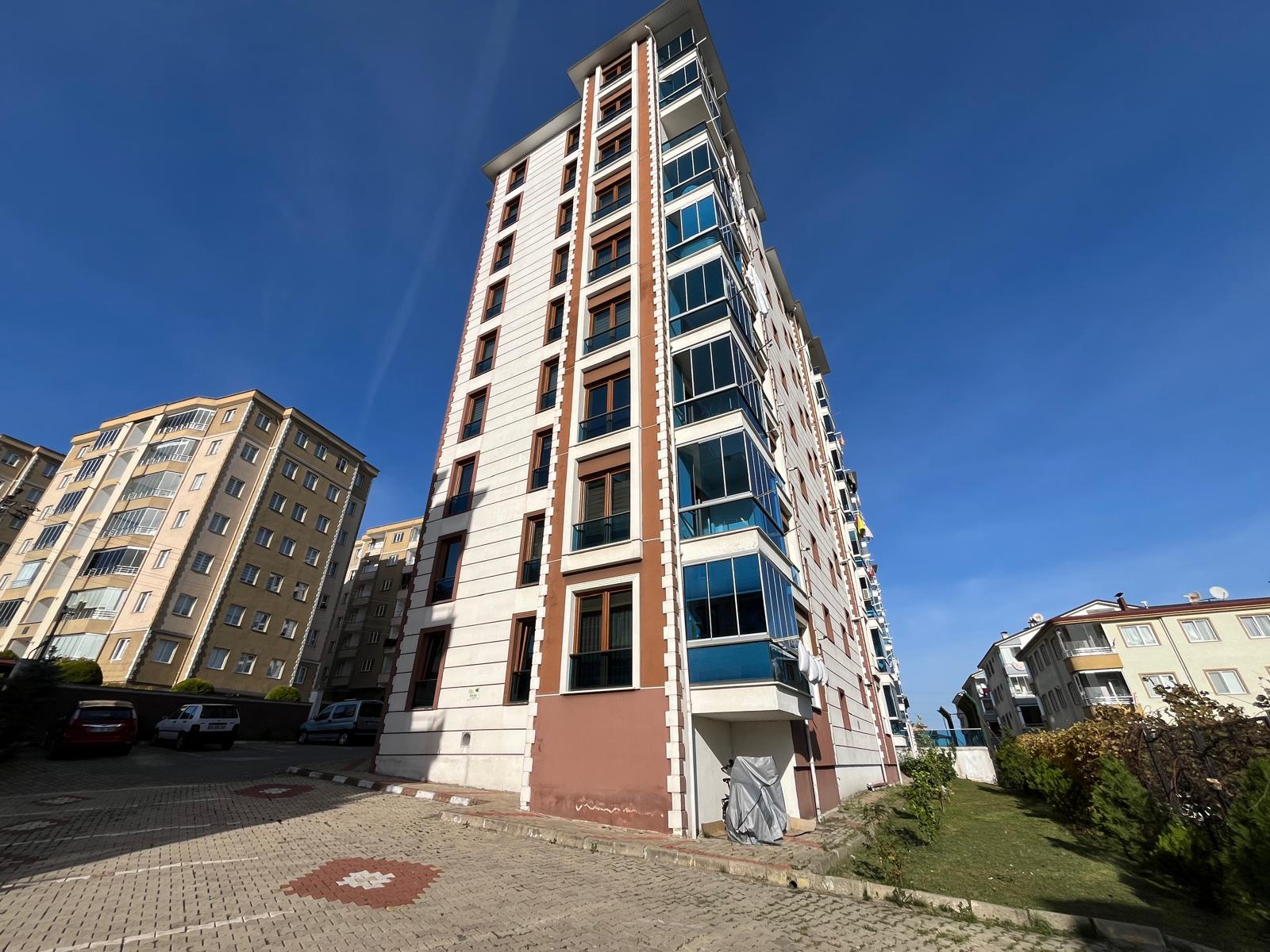 MABEL GAYRİMENKUL-ŞAHİNCİLİ M.-ÇAĞLAYAN SİTESİNDE HAVUZLU 3+1