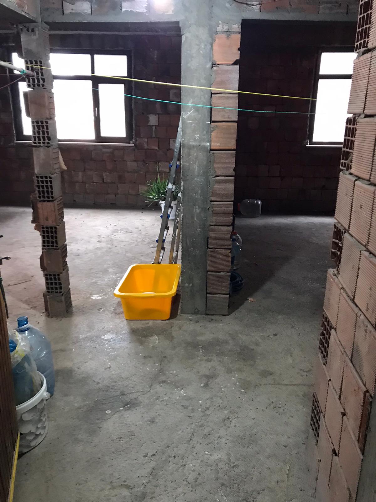 MABEL TOPALOĞLUNDAN BAHÇECİKTE KARGAS DAİRE