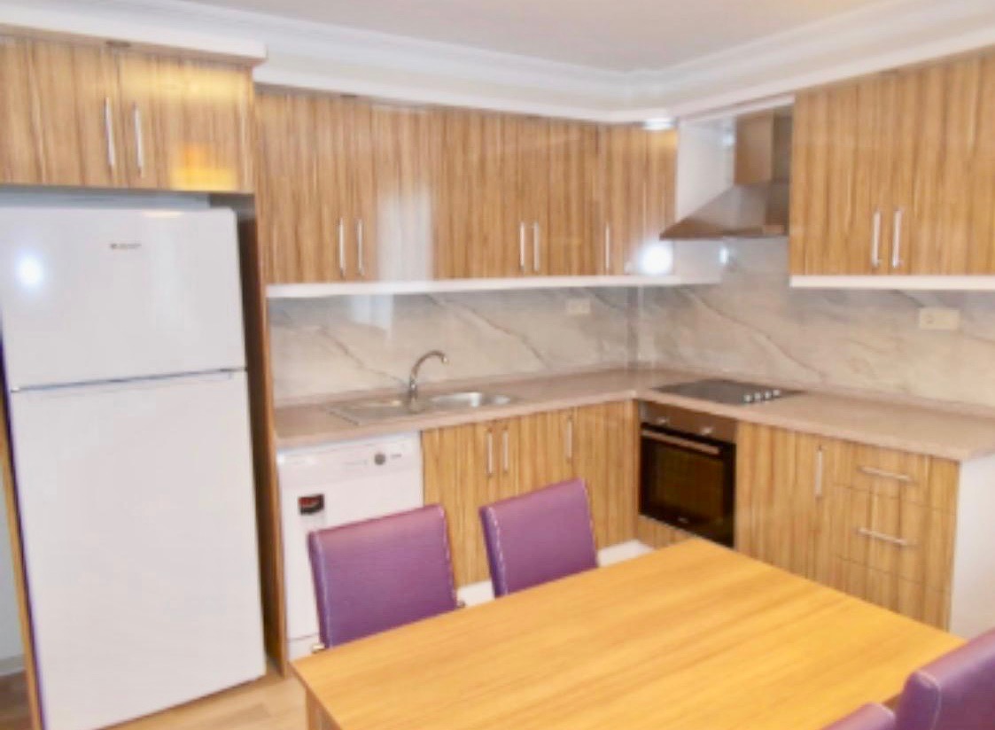 GENİŞ 1+1 ARA KAT KİRALIK DAİRE