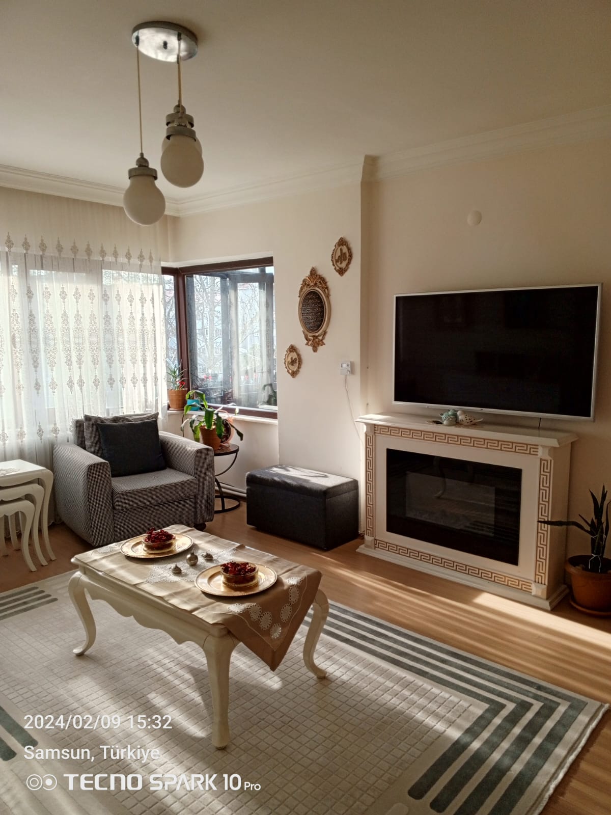 MERKEZİ KONUMDA ARA KAT OTOPARKLI 3+1 DAİRE