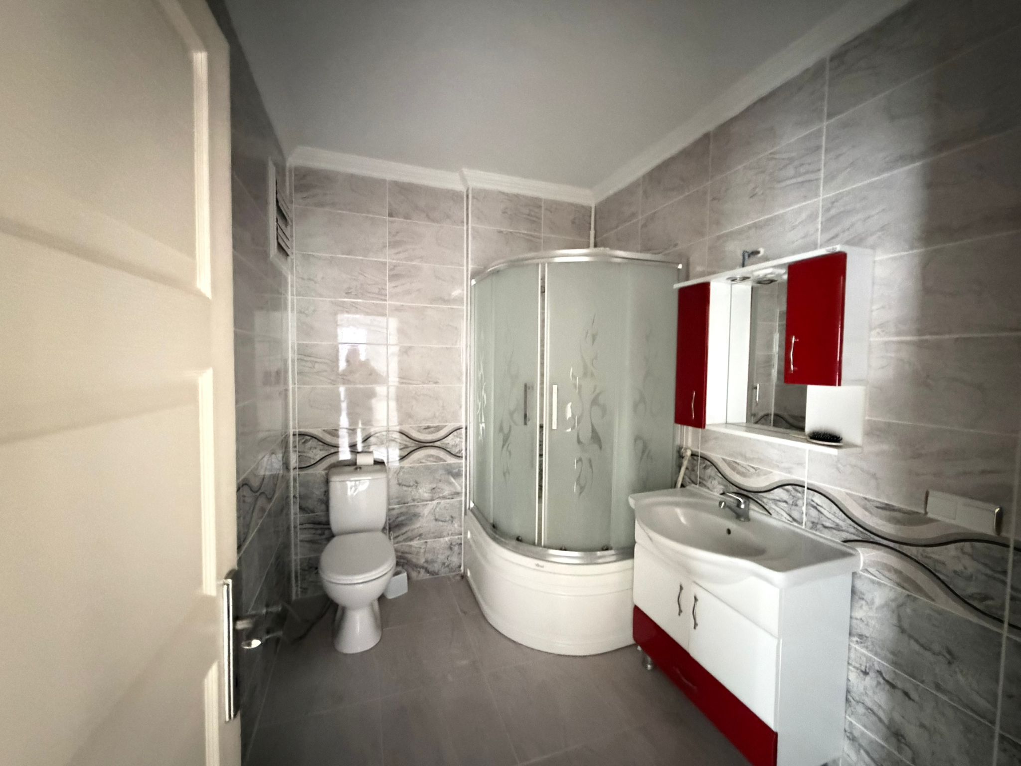 MABELDEN ATATÜRK MAHALLESİNDE GENİŞ KİRALIK 3+1