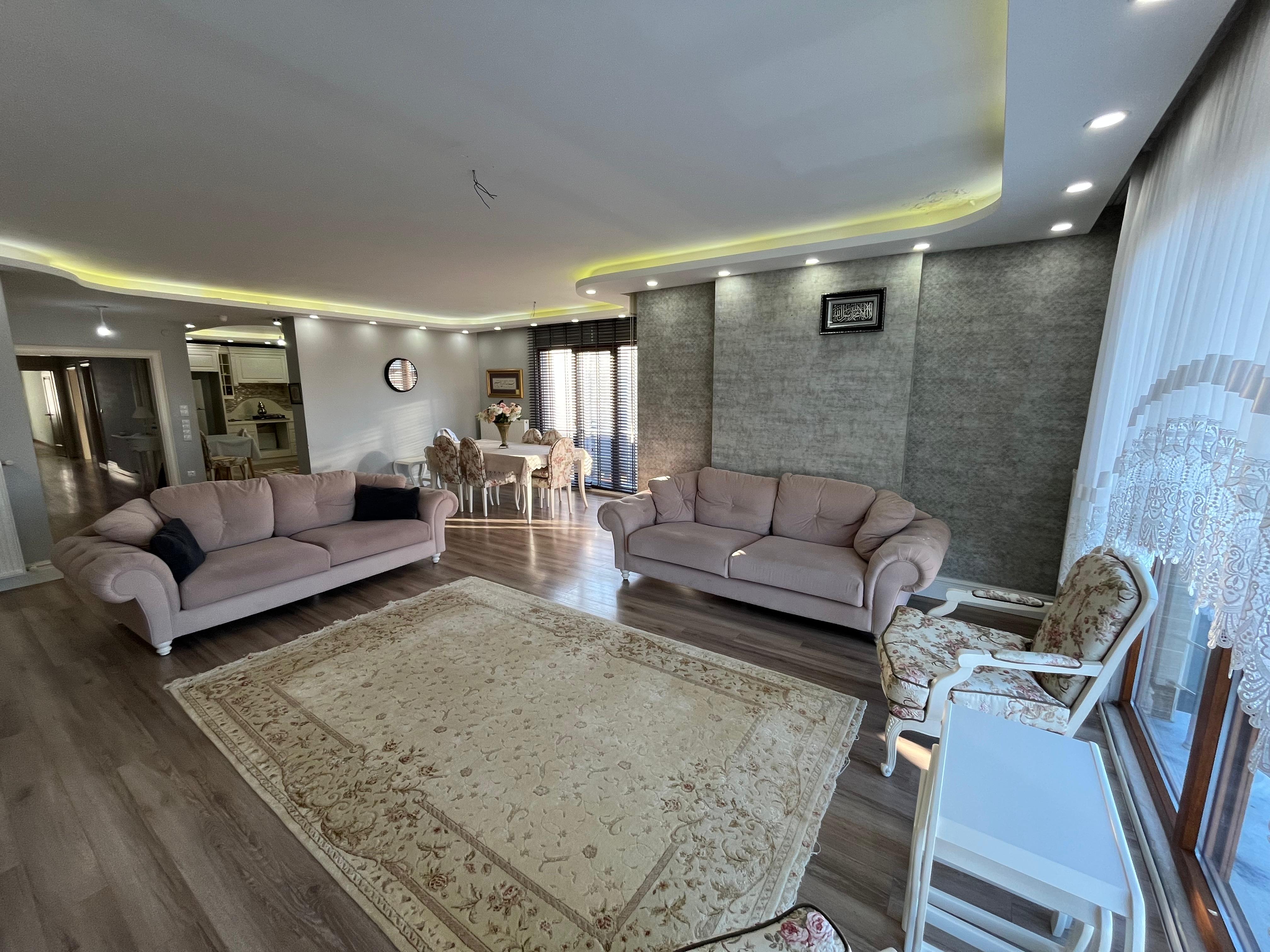 AKYAZI PERA GOLD DUBLEKS DAİİRE