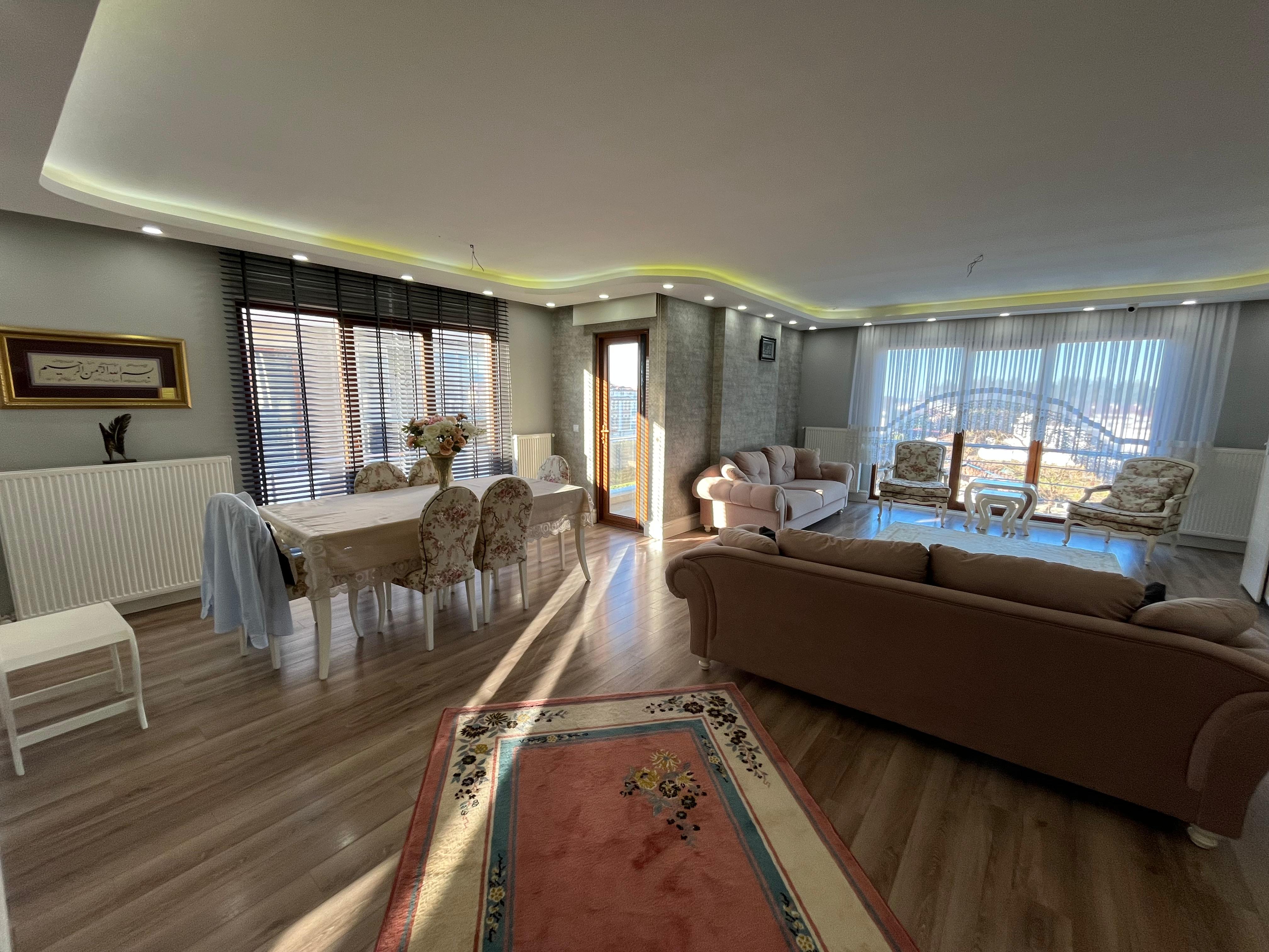 AKYAZI PERA GOLD DUBLEKS DAİİRE