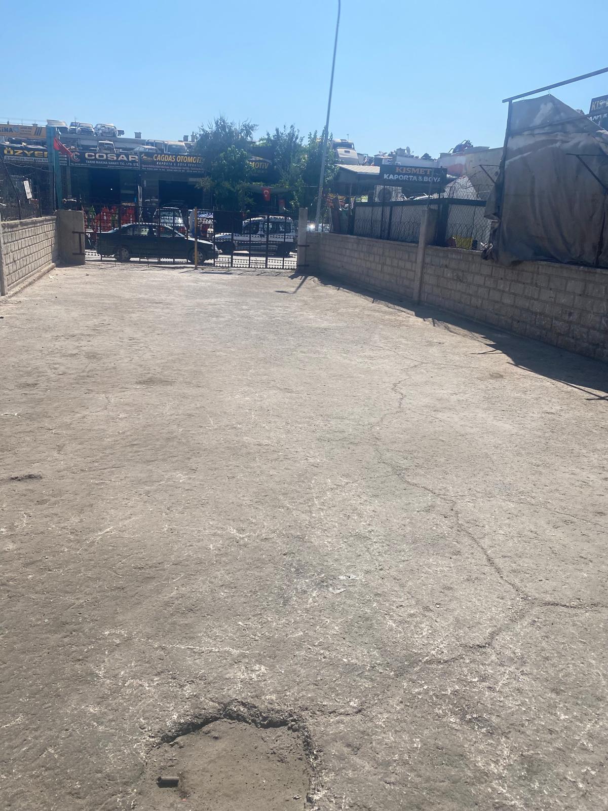 ZAFER SANAYİSİN DE ELEKTİRİĞİ VE SUYU MEVCUT TİCARİ ARSA