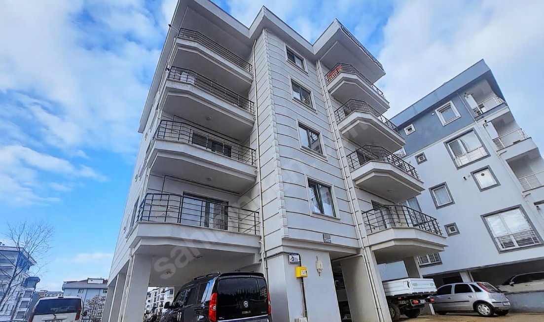 CUMHURİYET EŞYALI 1+1