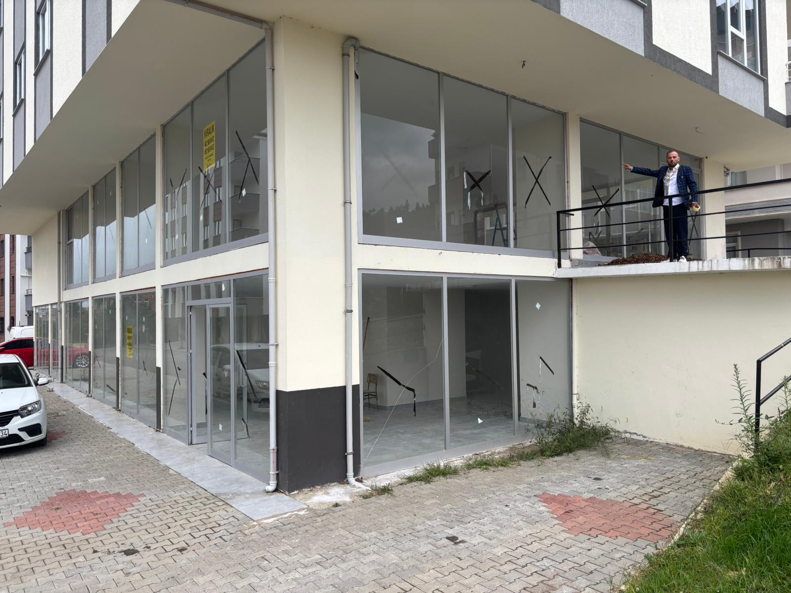 ARSİN YALI MAH. CADDE ÜSTÜ DUBLEKS KİRALIK DÜKKAN